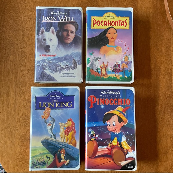 Walt Disney VHS Movie Set of 4 - Lion King, Iron Will, Pinocchio, Pocahontas - Picture 2 of 3